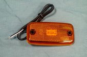 Фонарь габаритный LED жёлтый 12/24V кабель 2*0,75мм