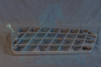 Подножка (дюралевая, нижняя, левая) F2000/F3000 DZ13241240410/DZ13241240675